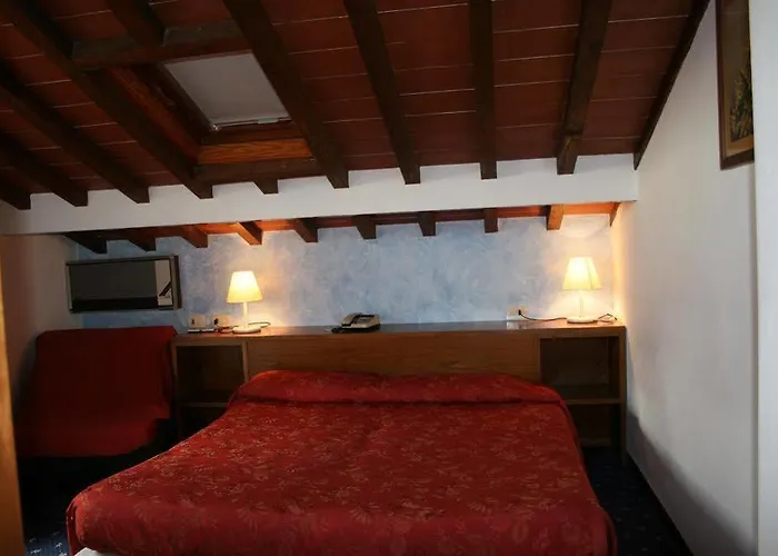 호텔 Dino 피에솔레